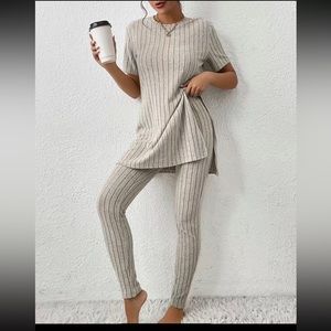 ‼️SOLD ‼️ Women’s Loungewear Set Size M